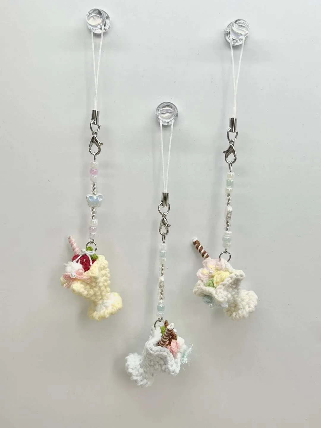 [Hand Knitted] Sugar Frost Cups Phone or Bag Charm