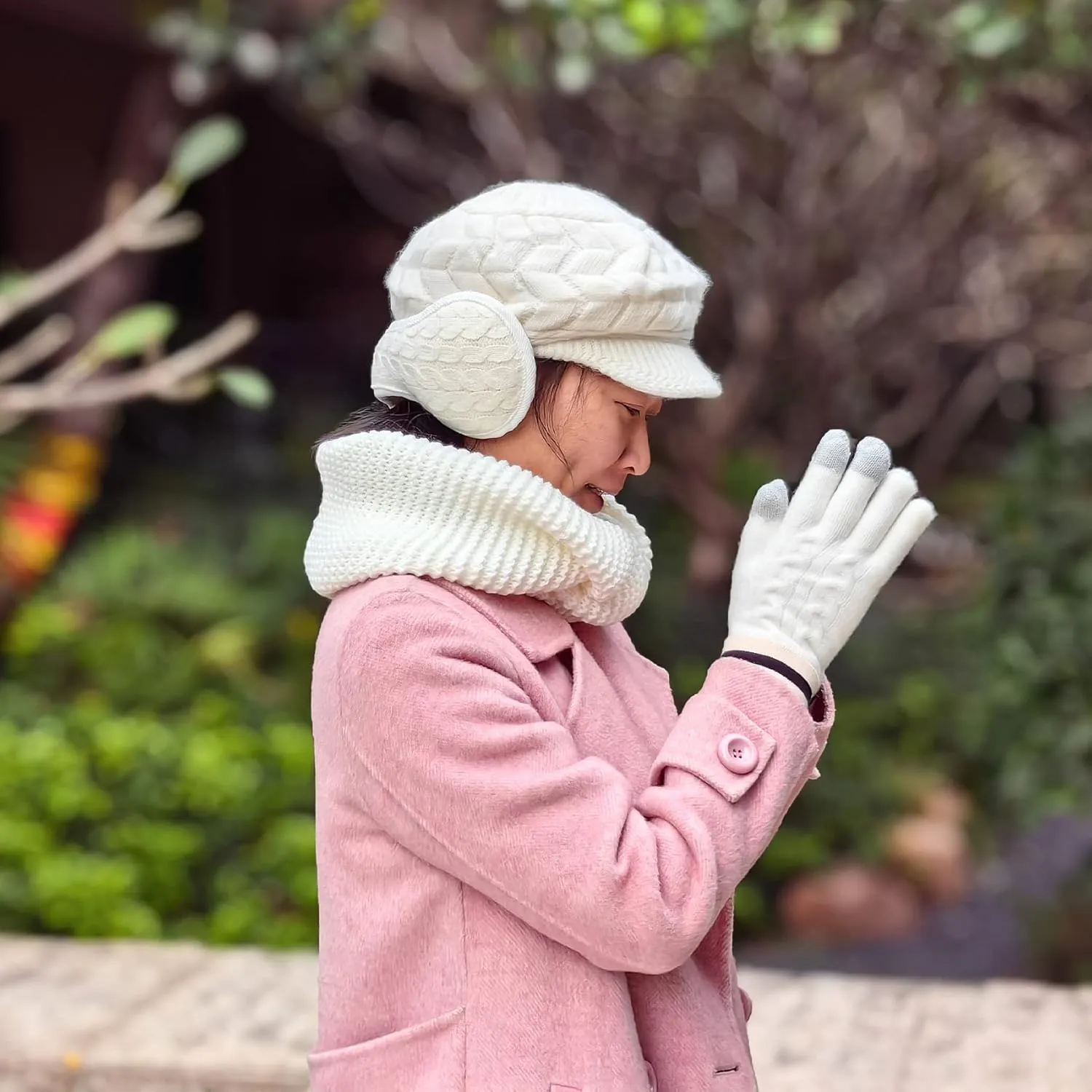 Womens Winter Hat with Brim, Wool Knitted Beanie with Warm Fleece Lined & Visor Newsboy Cap for Cold Weather S-Y-H4